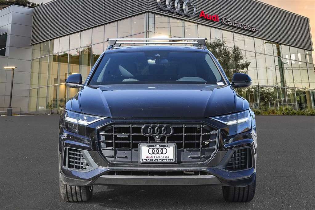 2021 Audi Q8 Premium 2