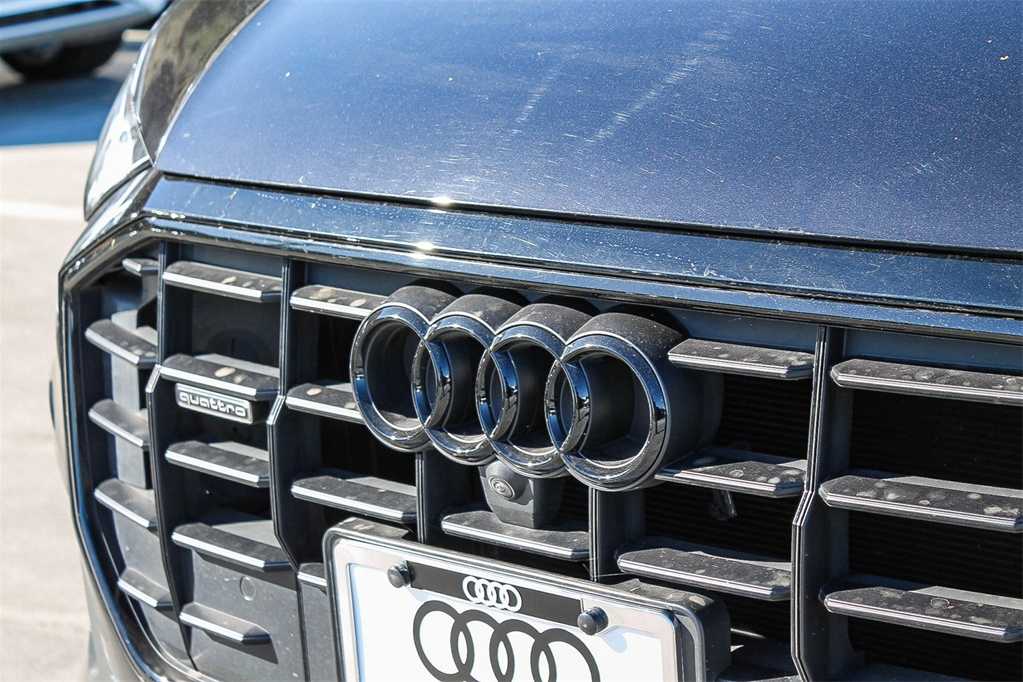 2021 Audi Q8 Premium 9