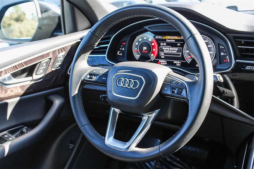 2021 Audi Q8 Premium 15