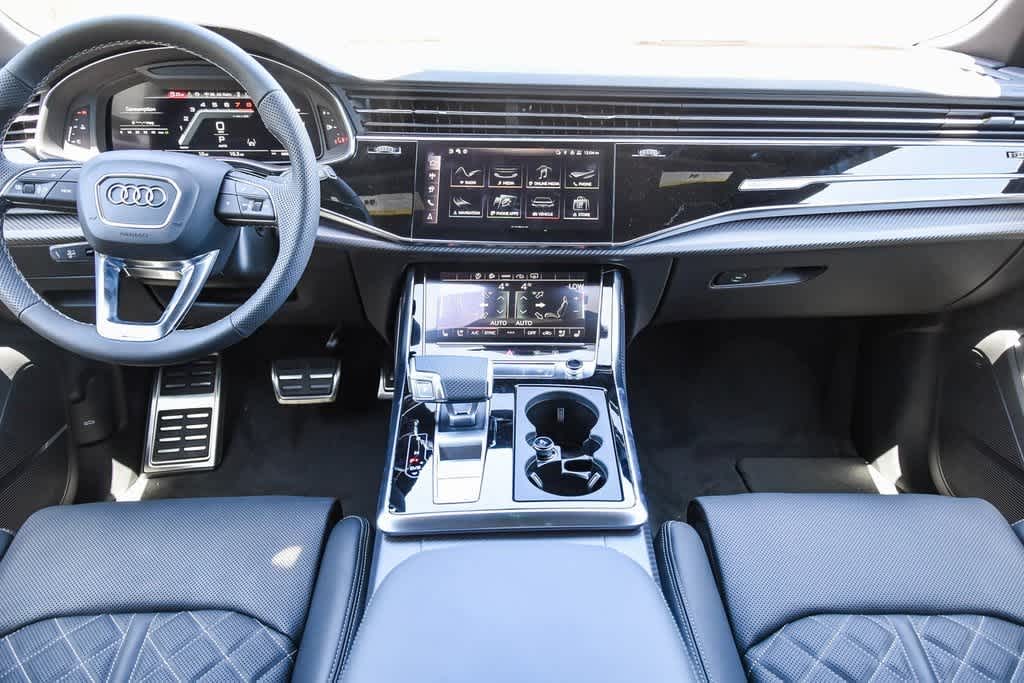 2024 Audi SQ8 Premium Plus 11