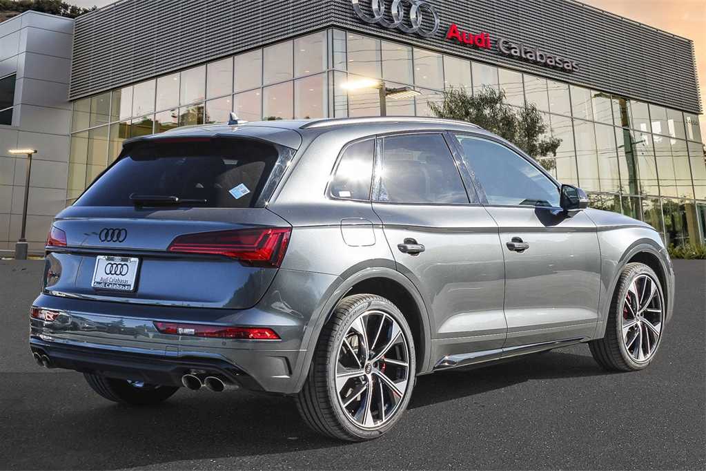 2024 Audi SQ5 Premium Plus 4