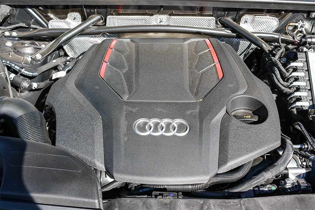 2025 Audi SQ5 Premium Plus 30