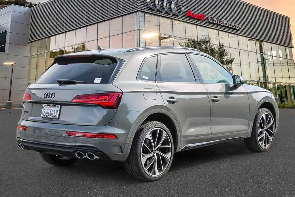 2023 Audi SQ5 Prestige 4