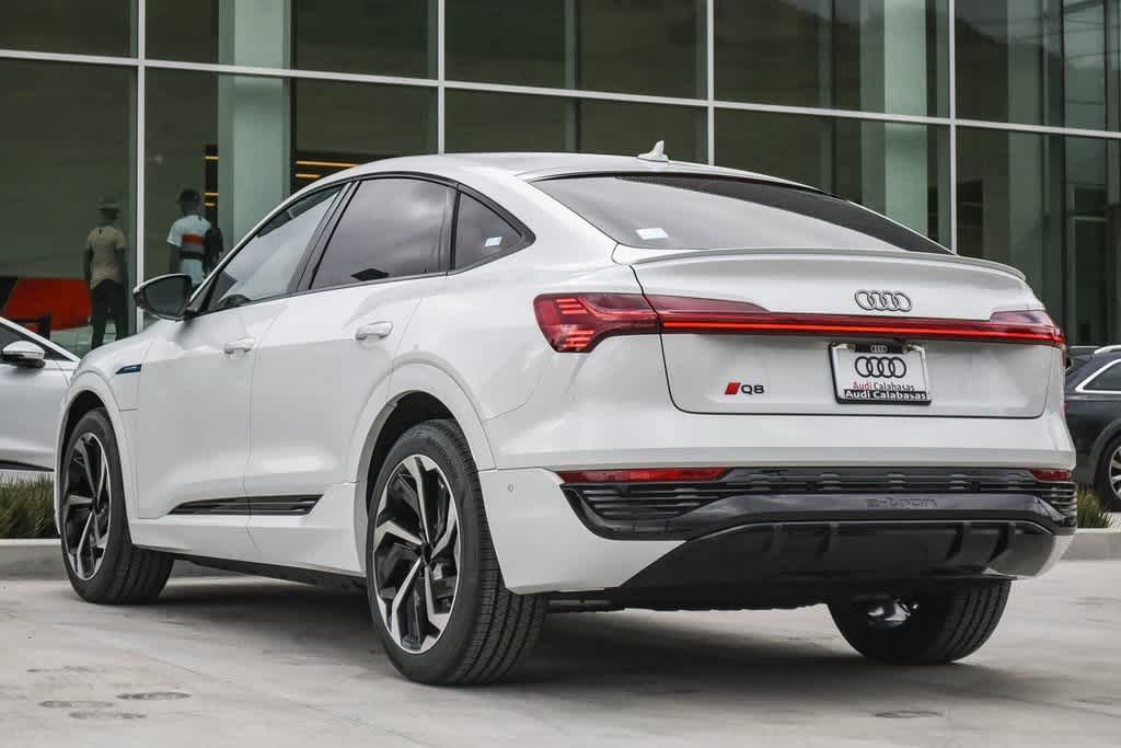 2024 Audi Q8 e-tron Sportback S line Premium Plus 6