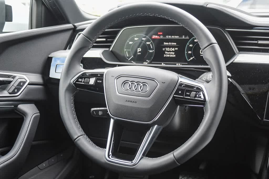 2024 Audi Q8 e-tron Sportback S line Premium Plus 15