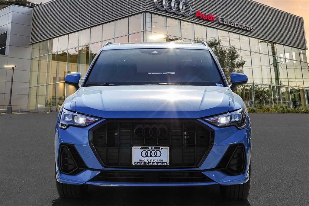 2022 Audi Q3 S line Premium 2