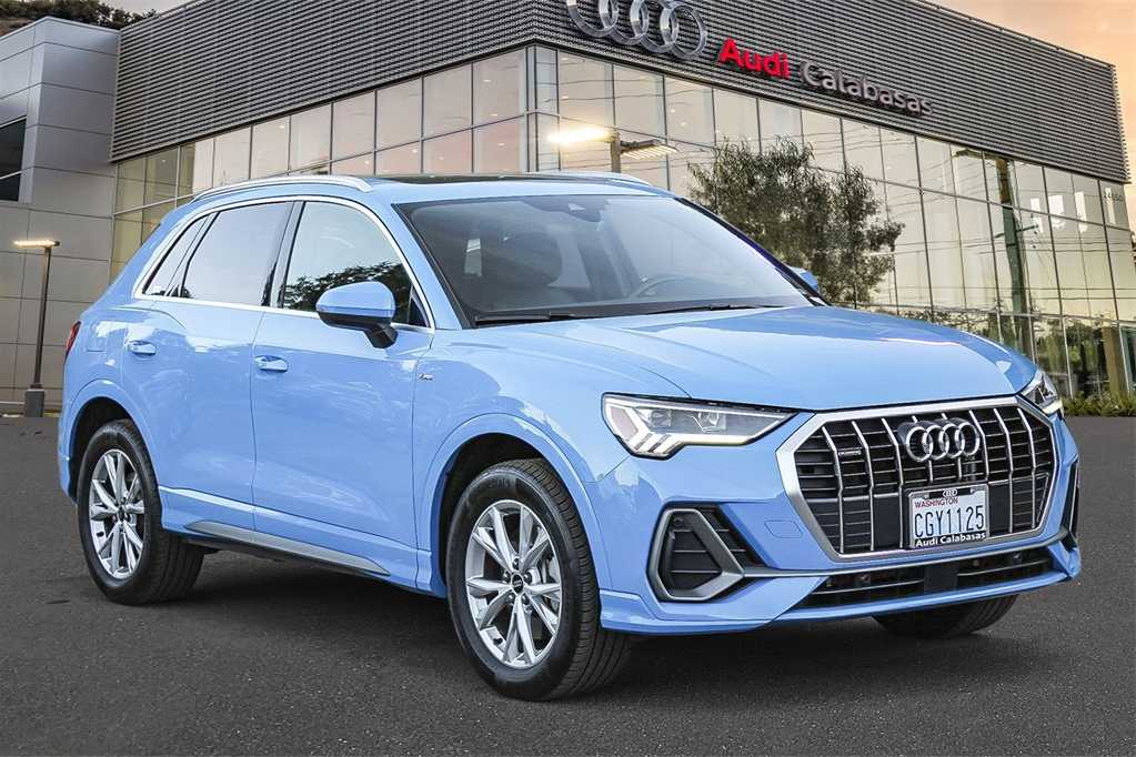 2023 Audi Q3 S line Premium 3