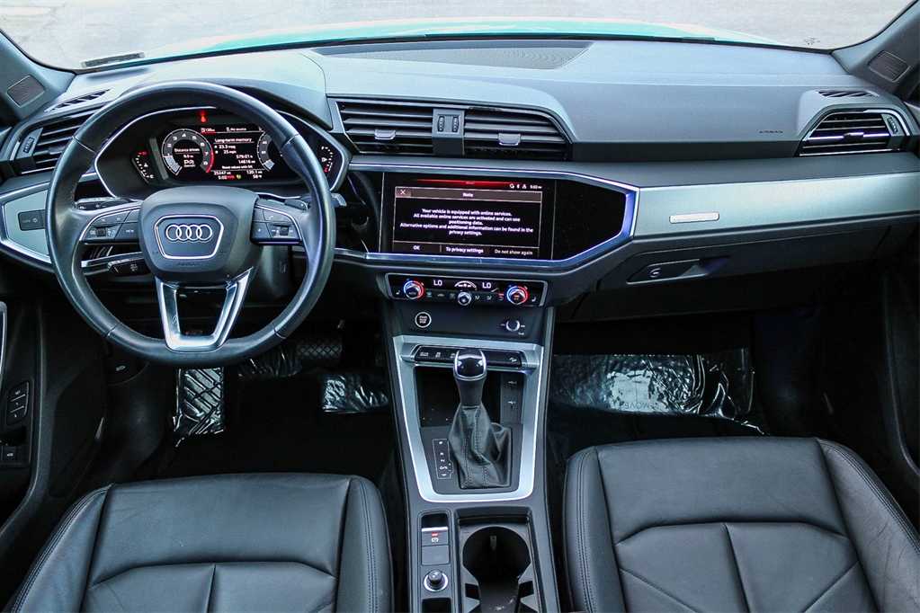 2023 Audi Q3 S line Premium 12