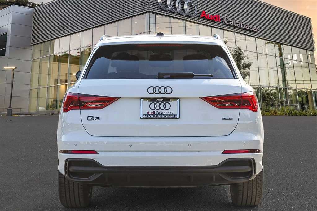 2024 Audi Q3 S line Premium 5