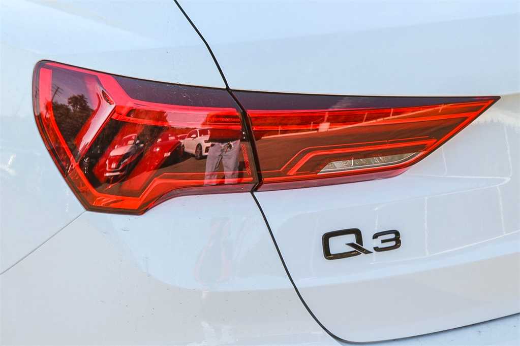 2024 Audi Q3 S line Premium 7