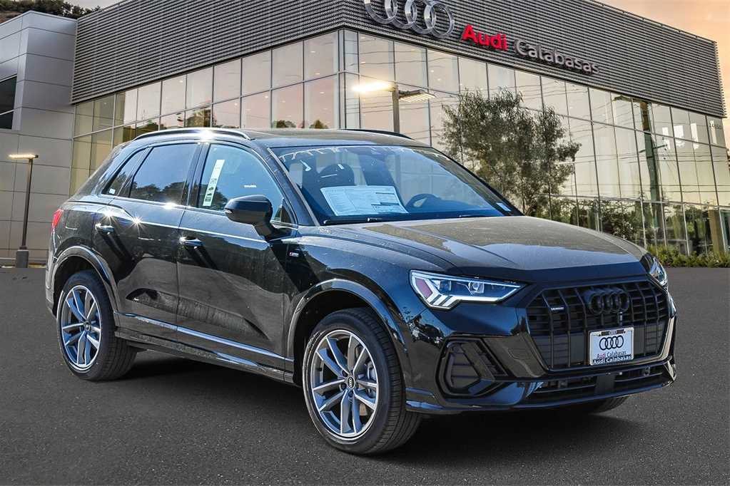 2024 Audi Q3 S line Premium 3