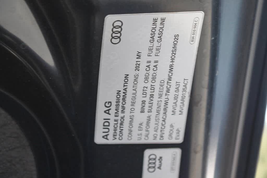 2021 Audi Q3 S line Premium 31