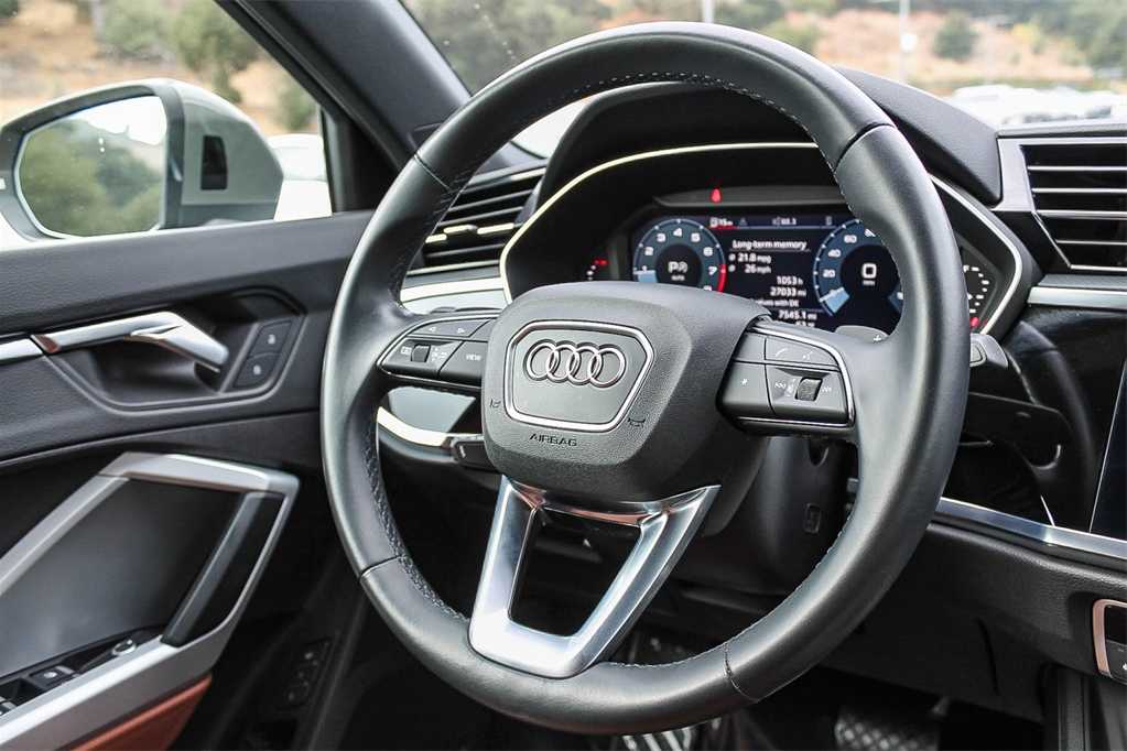 2022 Audi Q3 S line Premium 15