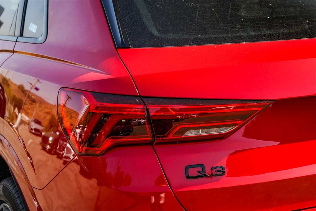 2024 Audi Q3 S line Premium 7