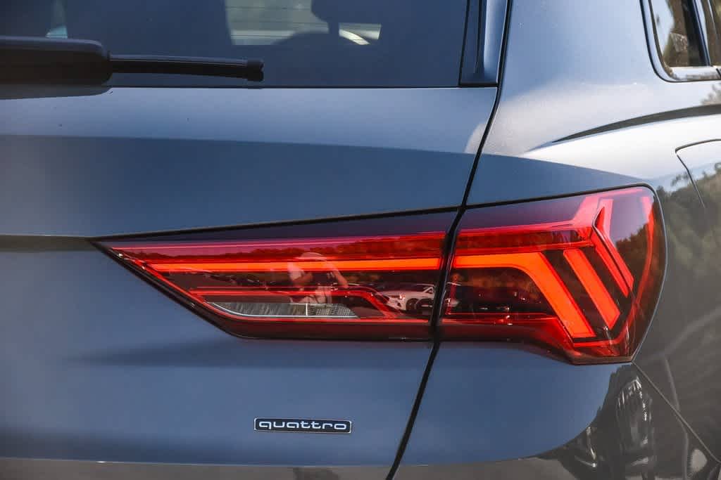 2024 Audi Q3 S line Premium 8