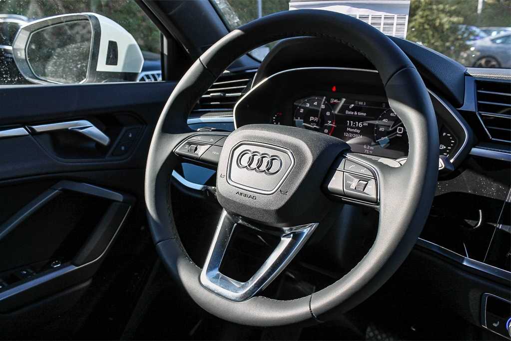 2025 Audi Q3 S line Premium 15