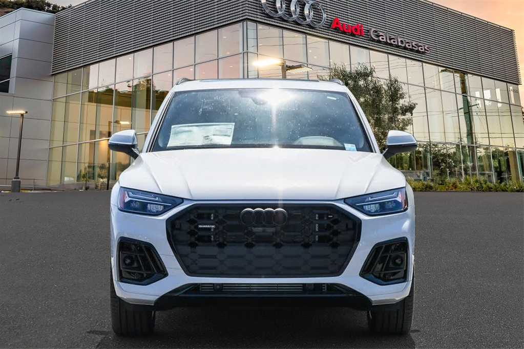 2024 Audi Q5 S line Premium Plus 2