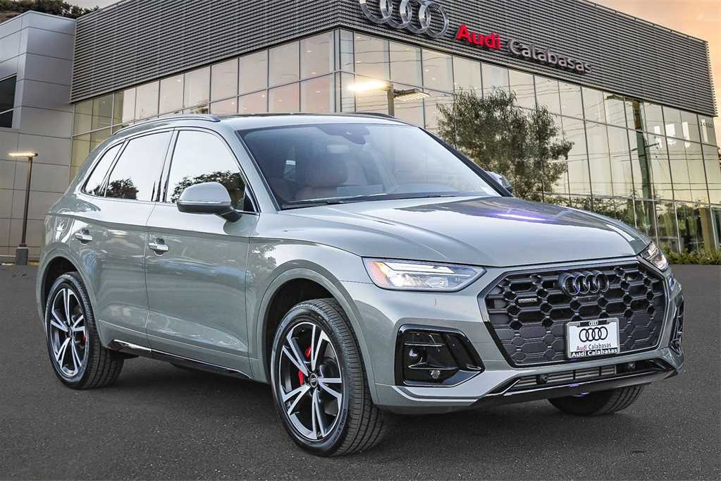 2025 Audi Q5 S line Premium Plus 3