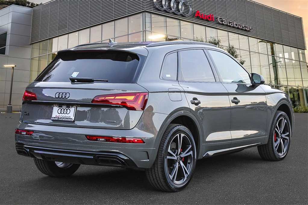 2025 Audi Q5 S line Premium Plus 4