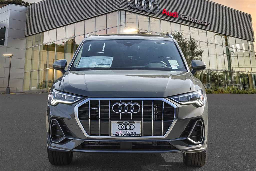 2024 Audi Q3 S line Premium Plus 2