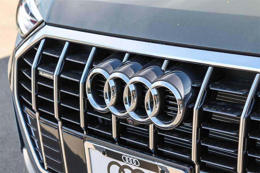 2024 Audi Q3 S line Premium Plus 9