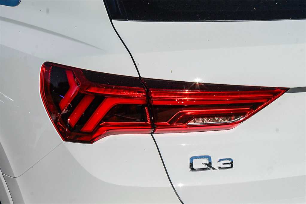 2024 Audi Q3 S line Premium Plus 7