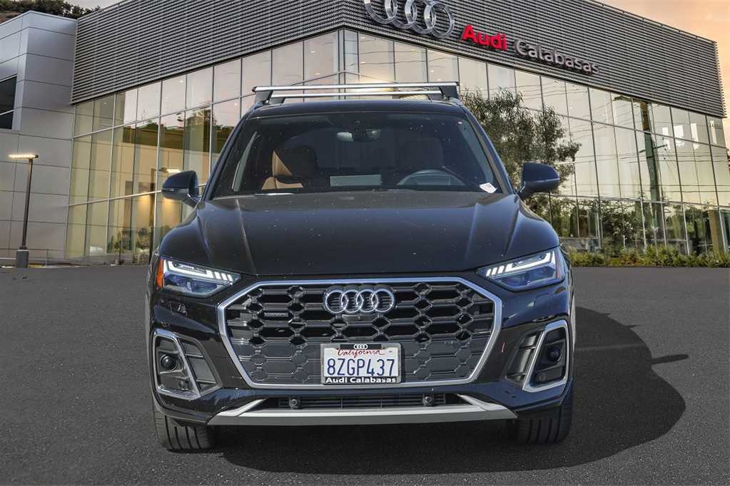 2022 Audi Q5 S line Prestige 2