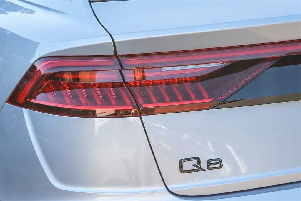 2022 Audi Q8 Prestige 7