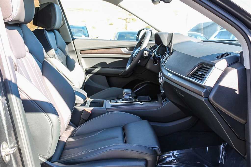 2022 Audi Q5 S line Premium 19