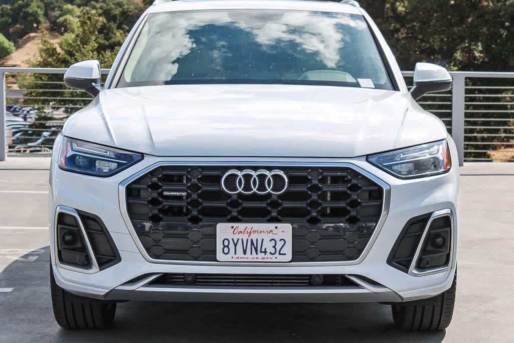 2022 Audi Q5 S line Premium 2