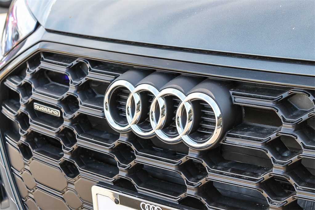 2025 Audi Q5 S line Premium 9