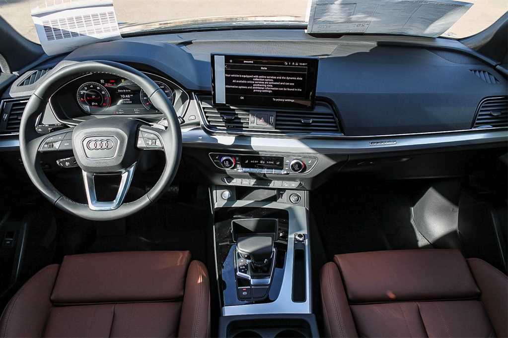 2025 Audi Q5 S line Premium 12