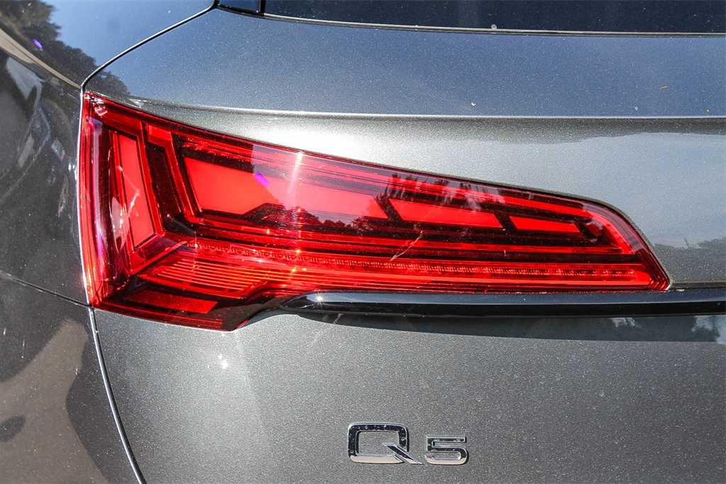 2025 Audi Q5 S line Premium 7