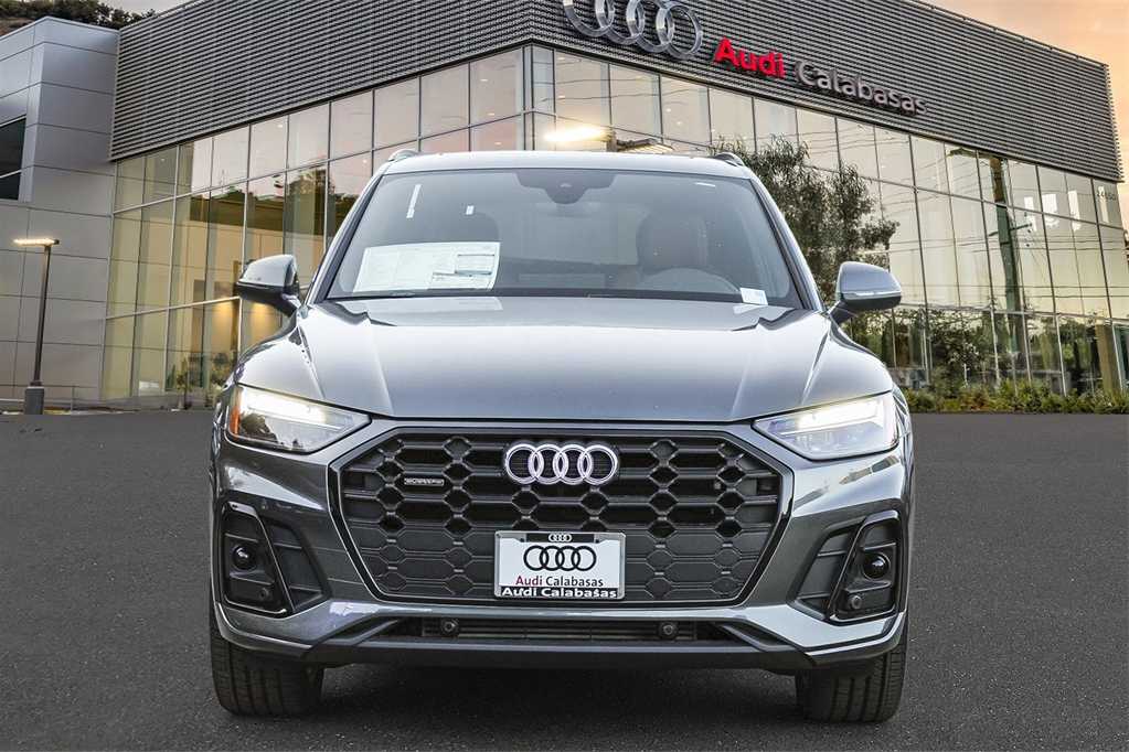 2025 Audi Q5 S line Premium 2