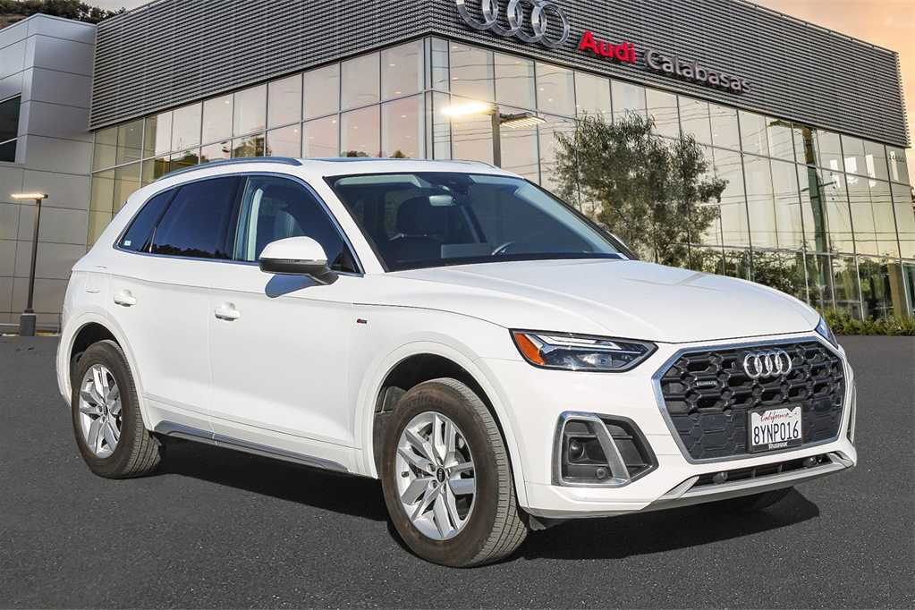 2022 Audi Q5 S line Premium 3