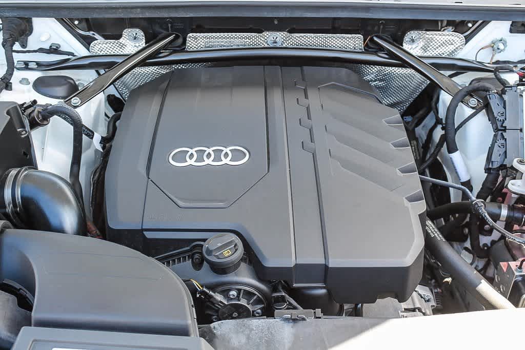 2023 Audi Q5 S line Premium 30