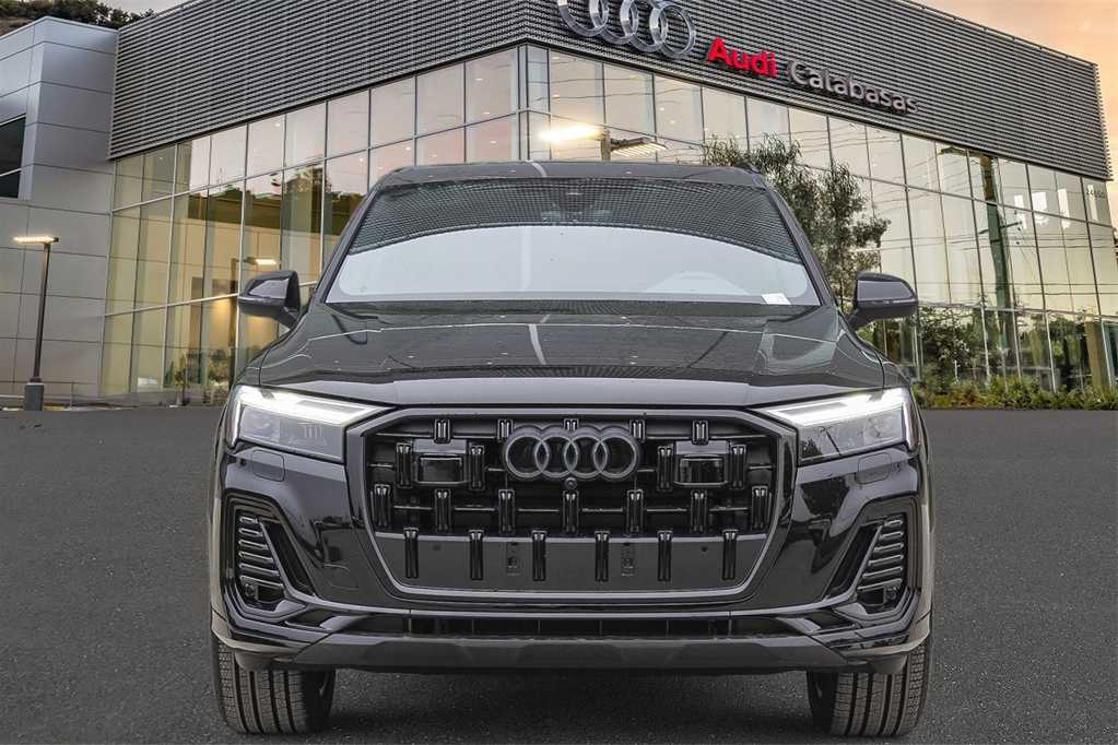 2025 Audi Q7 Premium Plus 2