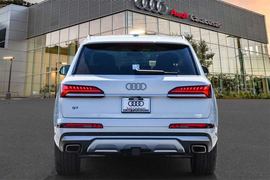 2025 Audi Q7 Premium Plus 5