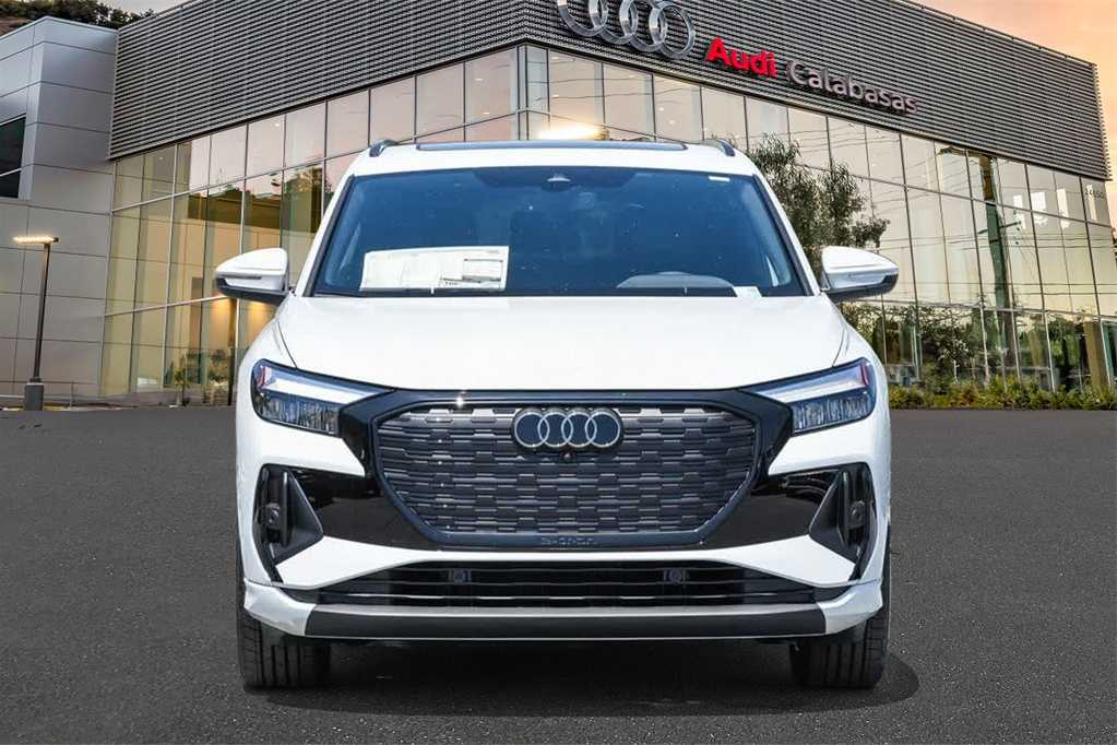 2024 Audi Q4 e-tron Premium Plus 2