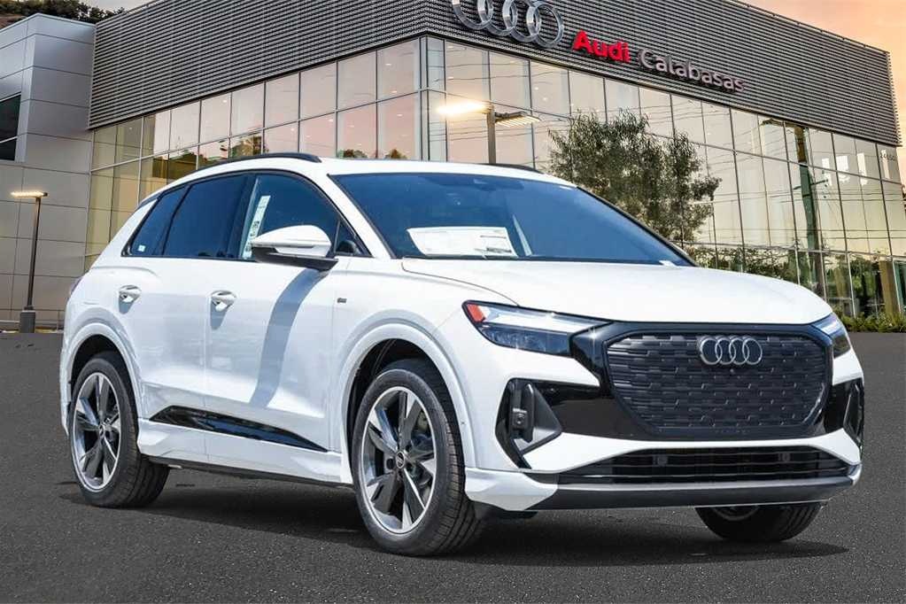 2024 Audi Q4 e-tron Premium Plus 3