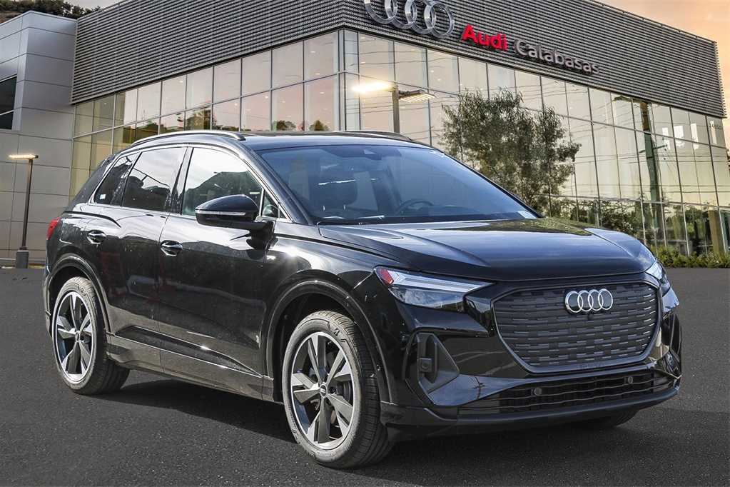 2024 Audi Q4 e-tron Premium Plus 3