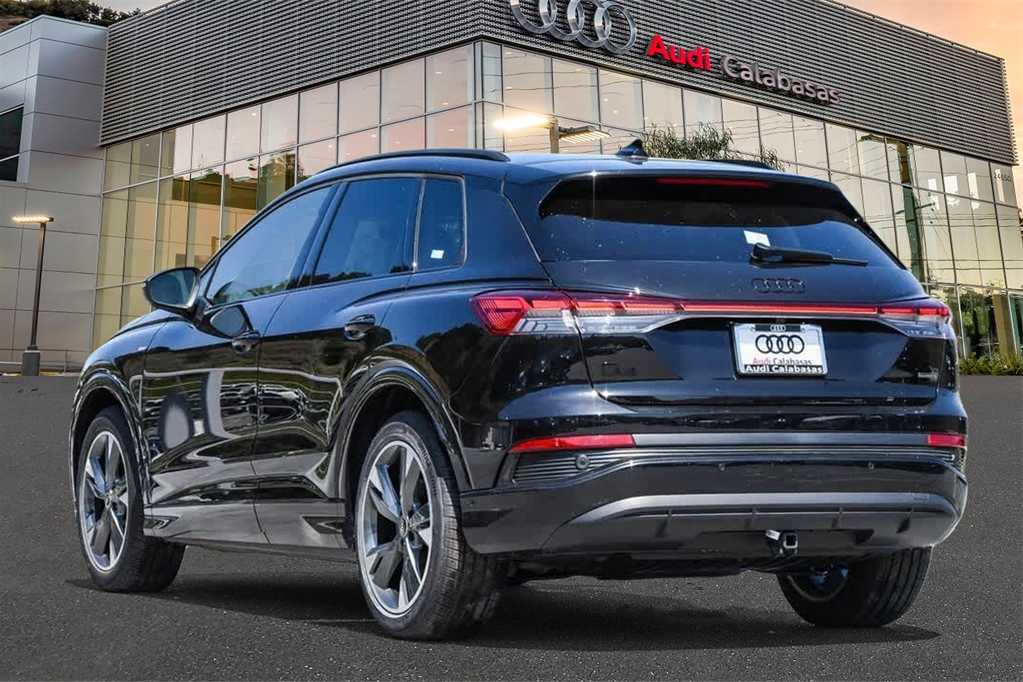 2024 Audi Q4 e-tron Premium Plus 6