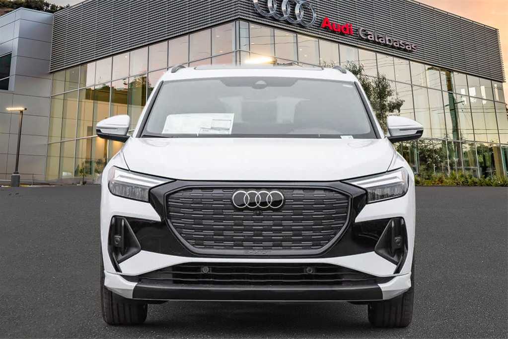 2024 Audi Q4 e-tron Premium Plus 2