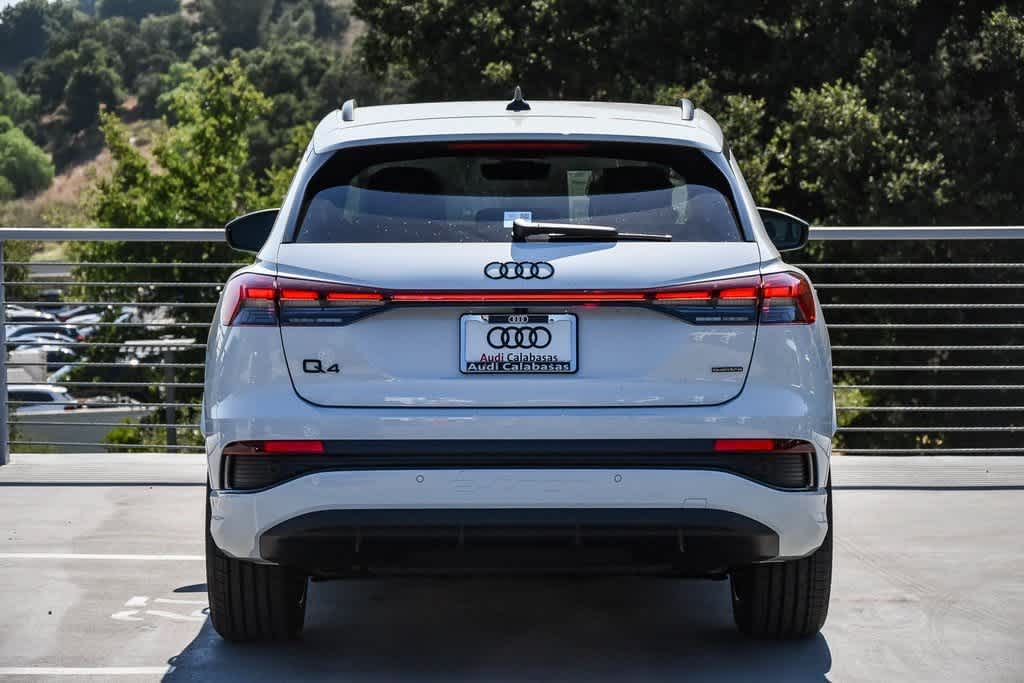 2024 Audi Q4 e-tron Premium Plus 5