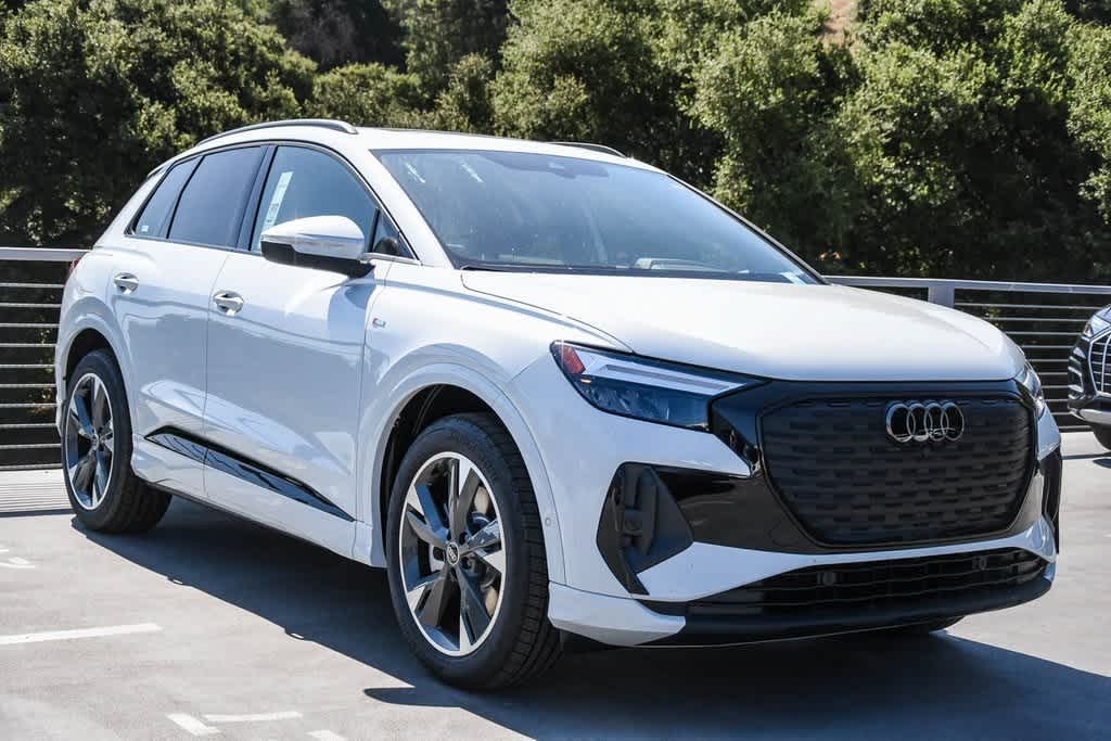 2024 Audi Q4 e-tron Premium Plus 3