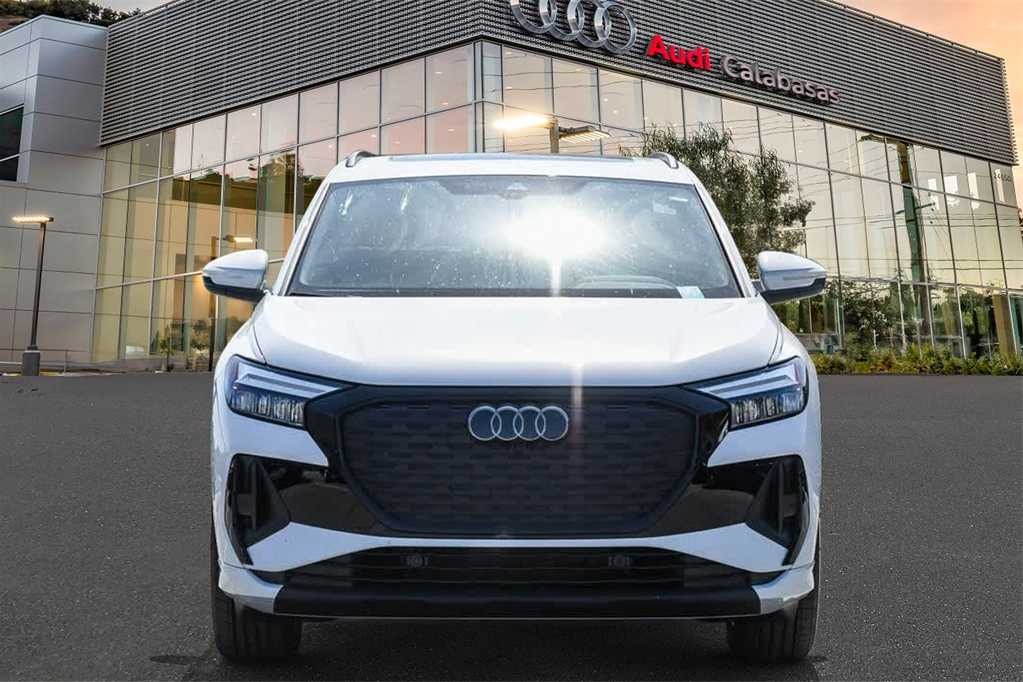 2024 Audi Q4 e-tron Premium Plus 2