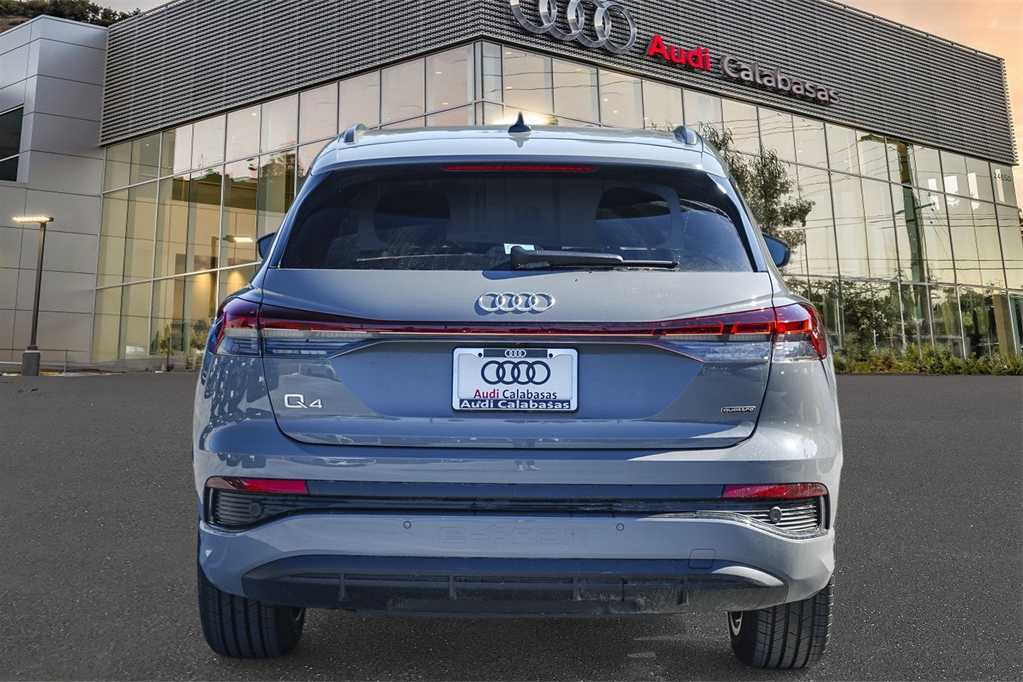 2024 Audi Q4 e-tron Premium Plus 5