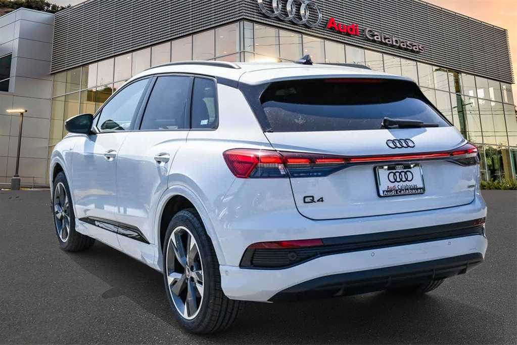 2024 Audi Q4 e-tron Premium Plus 6