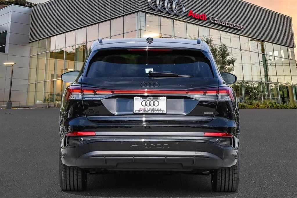 2024 Audi Q4 e-tron Prestige 5