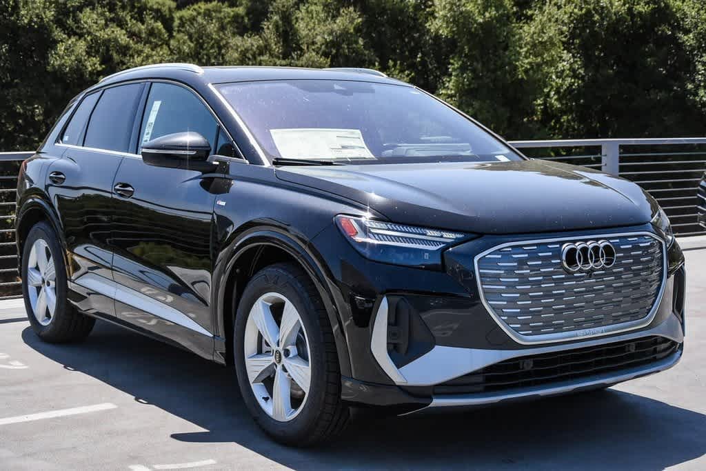 2024 Audi Q4 e-tron Prestige 3